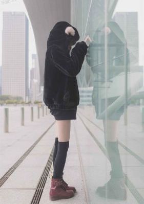 隔壁邻居的妻子