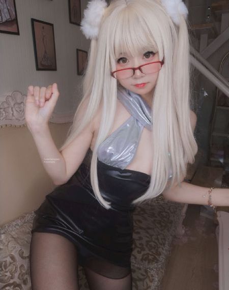 紧缚女社长虐绳地狱